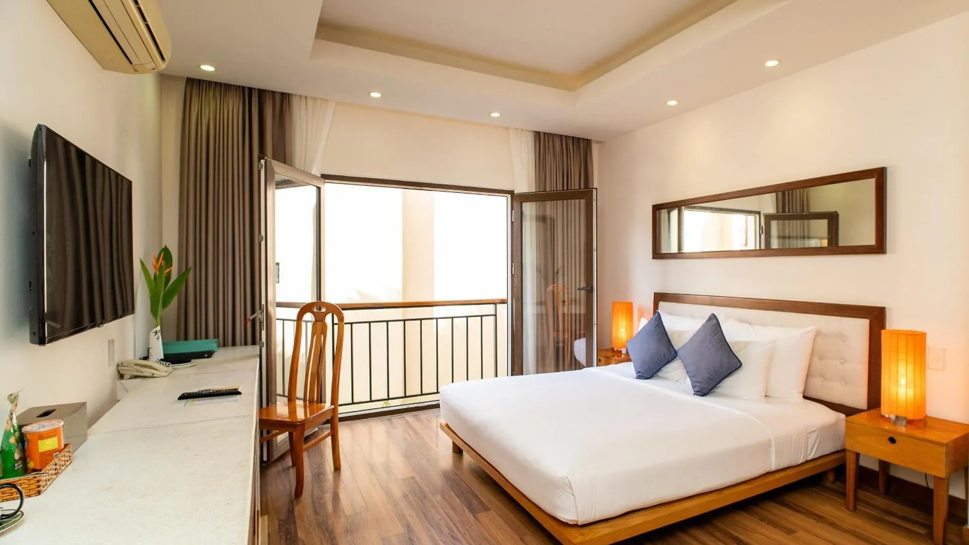 Allezboo Beach Resort & Spa Mũi Né