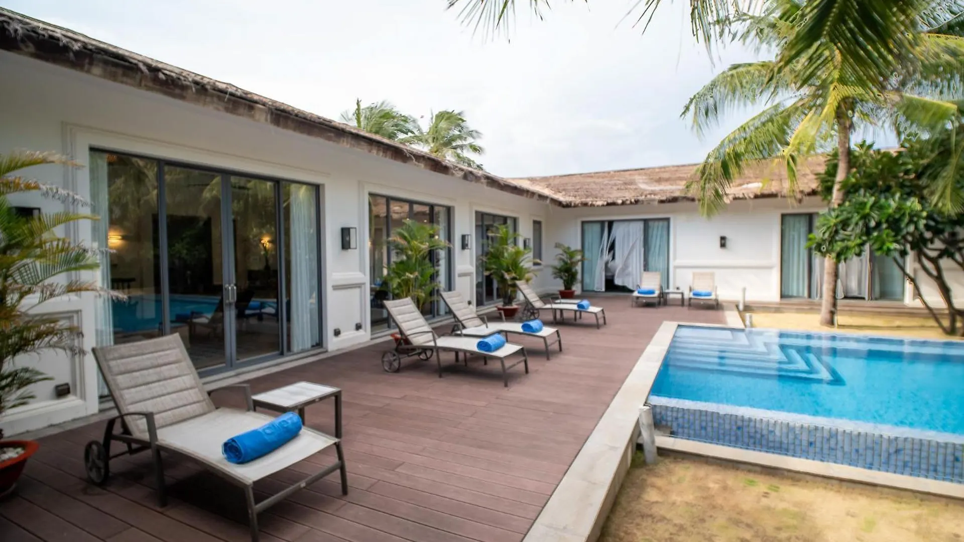 Allezboo Beach Resort & Spa Mũi Né Vietnam