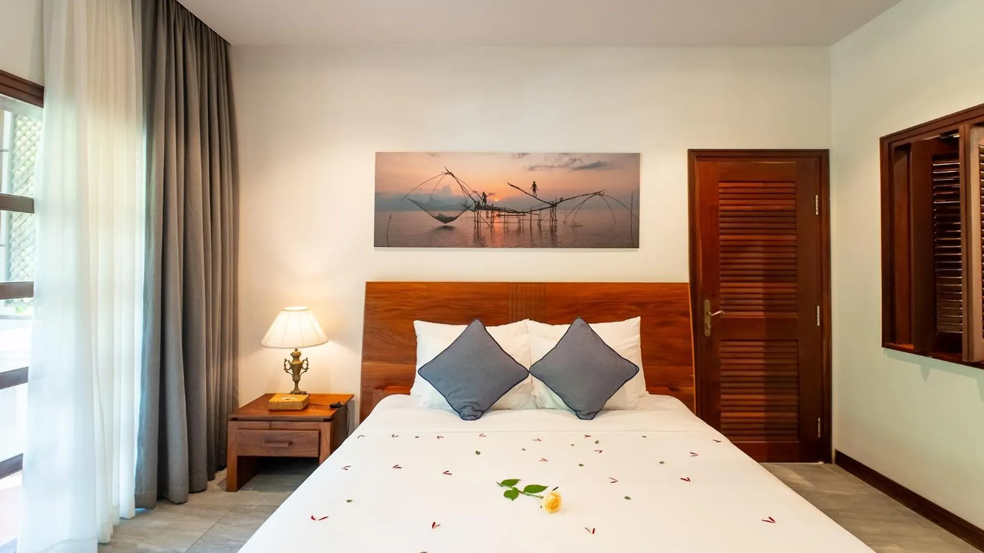 Allezboo Beach Resort & Spa Mũi Né